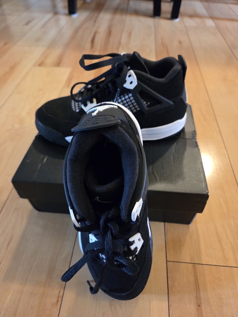 Nike Jordan 4 Retro Black/White High-Top Sneakers